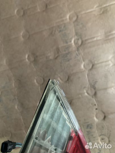 Левй фонарь mitsubishi lancer