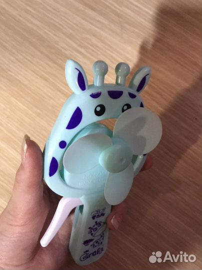 Мини вентилятор ручной