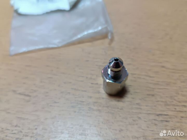 TRW (MCH4900J3) Переходник тормозного шланга Новый