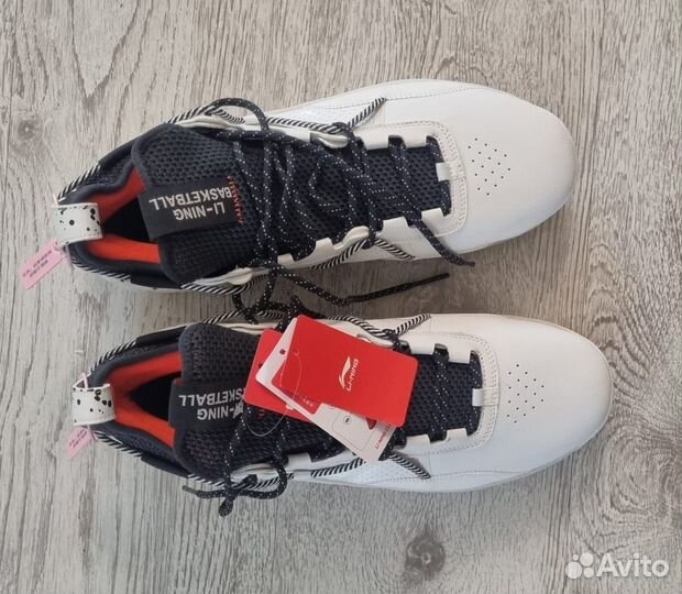 Баскетбольные кроссовки li ning