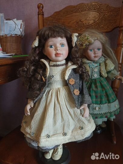 Кукла фарфоровая коллекционная