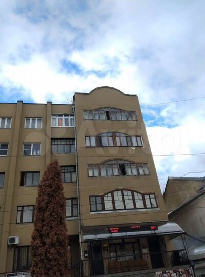 2-к. квартира, 87,1 м², 5/5 эт.