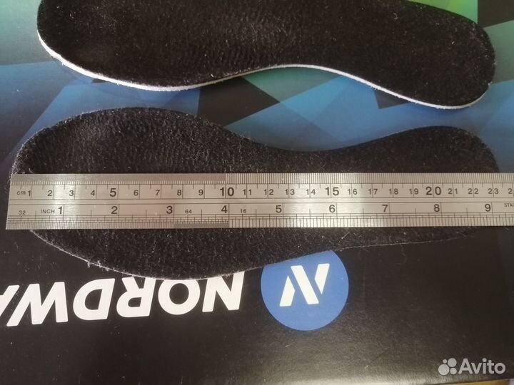 Лыжные ботинки коньковые р.36 NNN