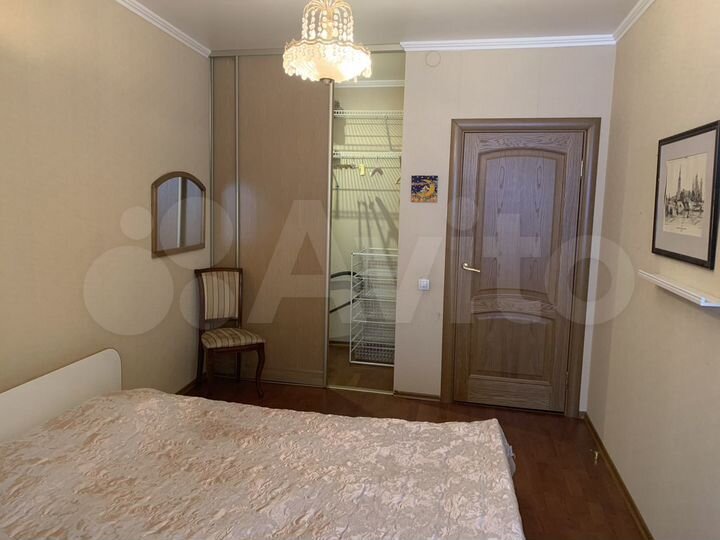 2-к. квартира, 78 м², 2/4 эт.