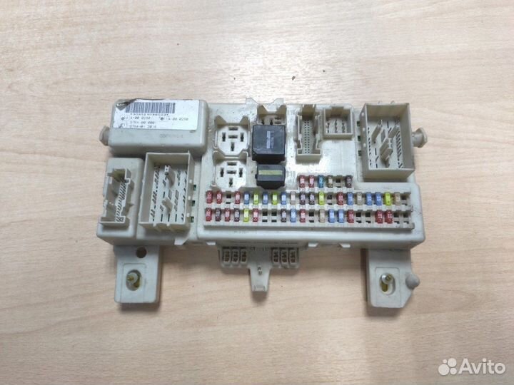 Блок предохранителей Ford Focus 2