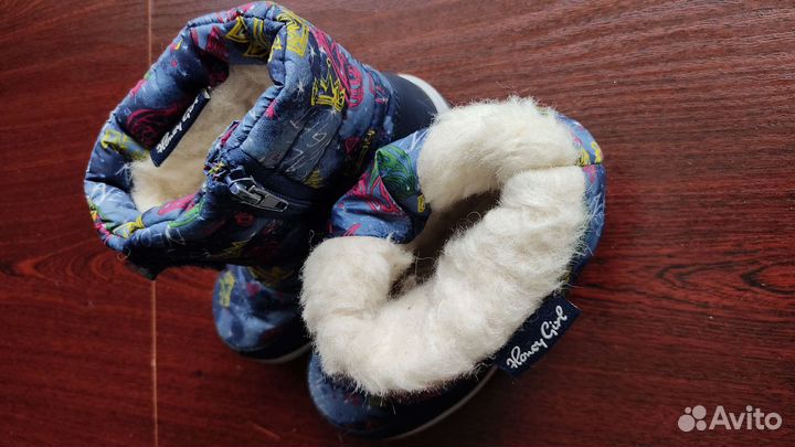 Сапоги для девочки