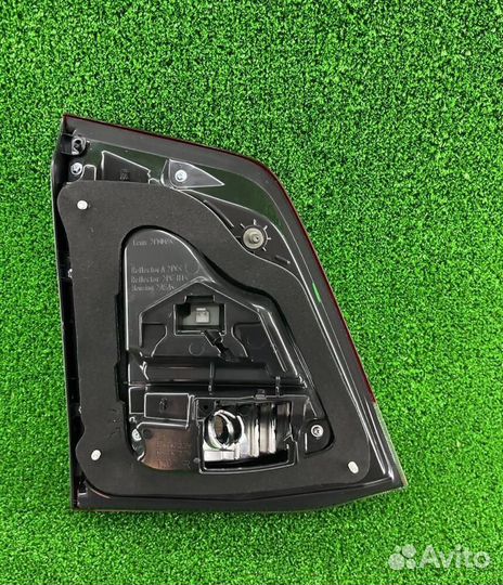 Фонарь задний правый Тойота Ленд Крузер 200 12-15