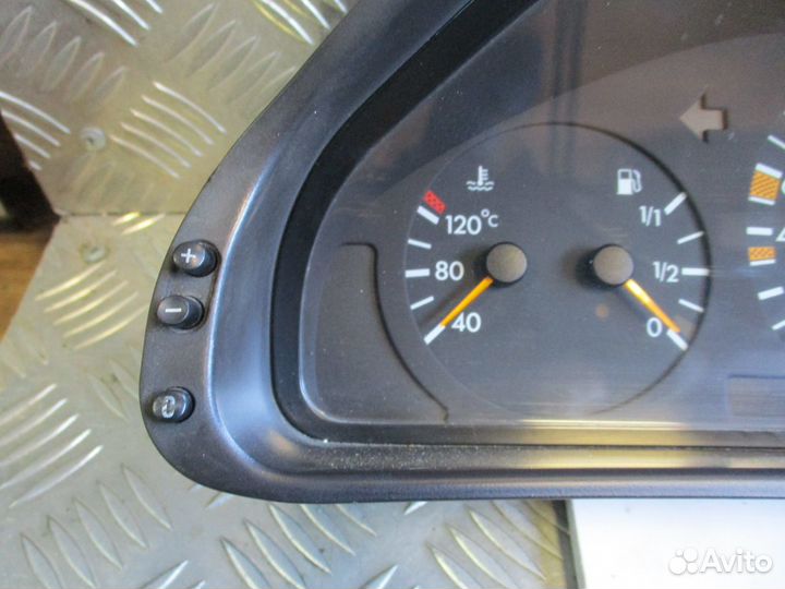 Приборная панель Mercedes Benz W210 3.2л