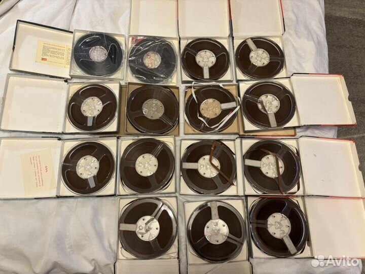 Магнитная лента, пленка, катушка audiotape