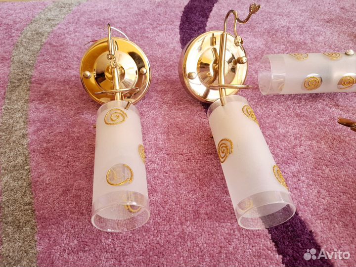 Светильники и люстра