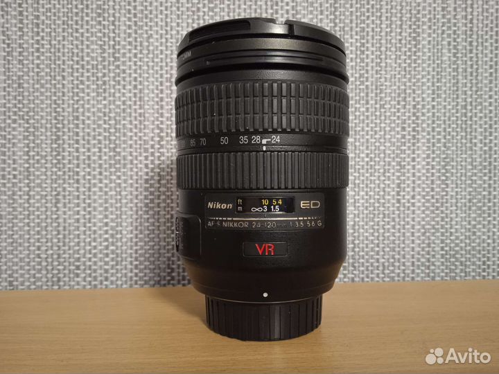 Nikon AF-S Nikkor 24-120mm f/3.5-5.6 G ED VR
