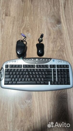 Беспроводная клавиатура и мышь A4tech