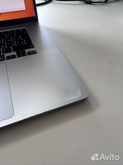 Apple macbook pro 16 2019 i7 16Gb