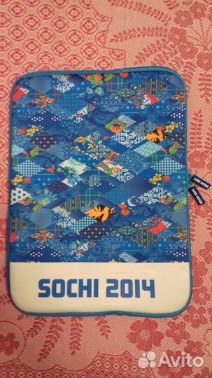 Чехлы для ноутбука и смартфона