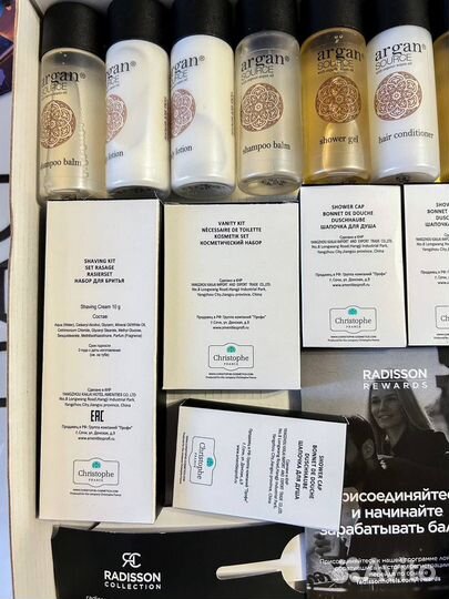 Миниатюры косметики Radisson collection дорожный