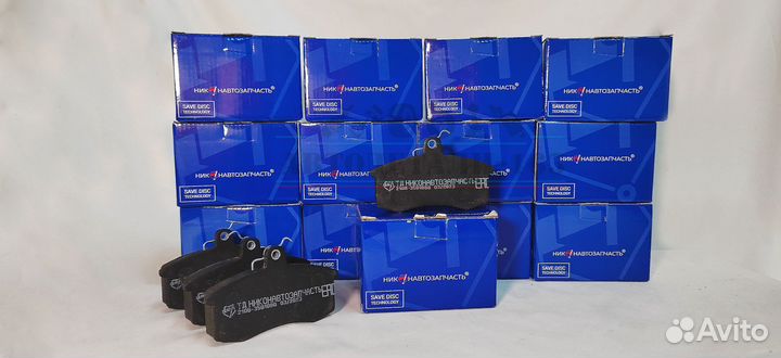 Тормозные колодки передние 