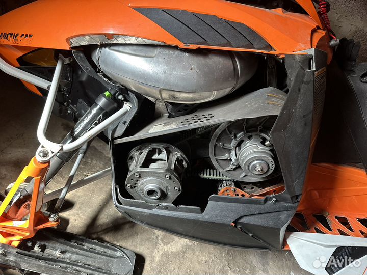 Arctic cat m8000