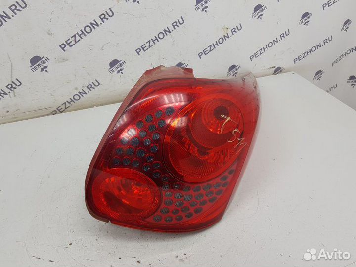Фонарь задний правый Peugeot 207