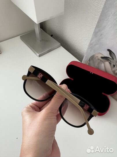 Солнцезащитные очки Carolina Herrera оригинал