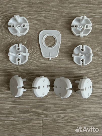 Заглушка для розетки от детей