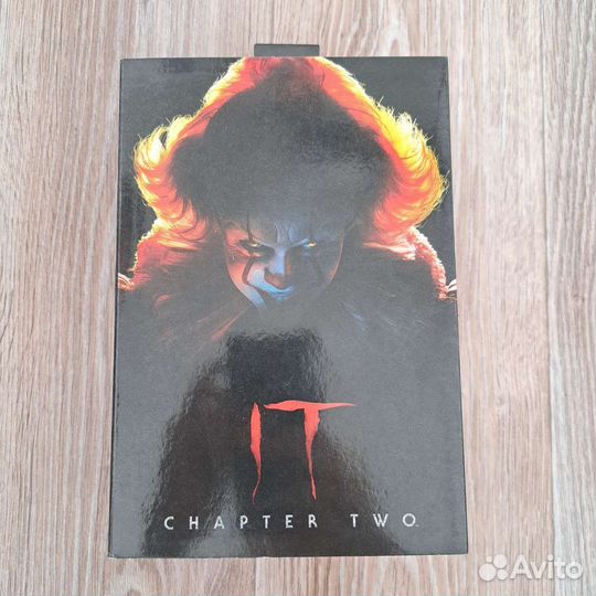 Коллекционная фигурка Pennywise (It) Neca 18 см