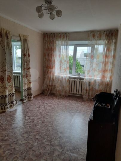 2-к. квартира, 43 м², 1/2 эт.