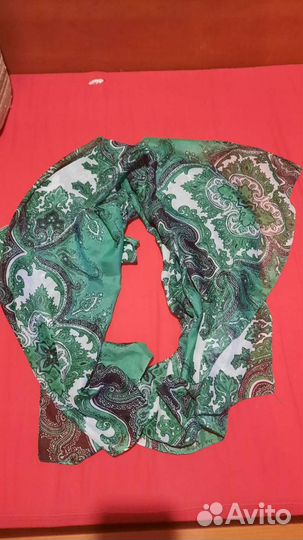 Красивый платок палантин