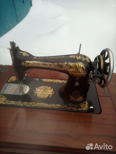 Швейная машина Singer