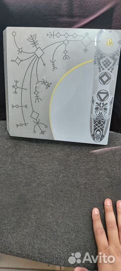 Sony playstation 4 pro limited edition god of war