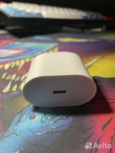 Зарядное устройство для iPhone