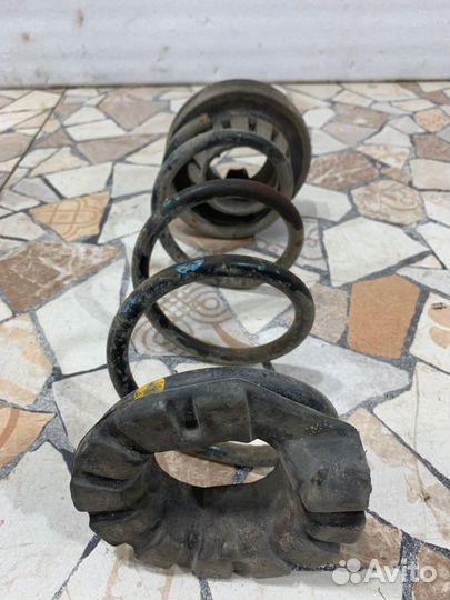 Пружина подвески задняя Nissan Teana J32