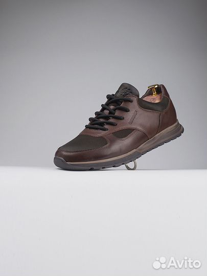 Кожаные кроссовки confstep 43-44
