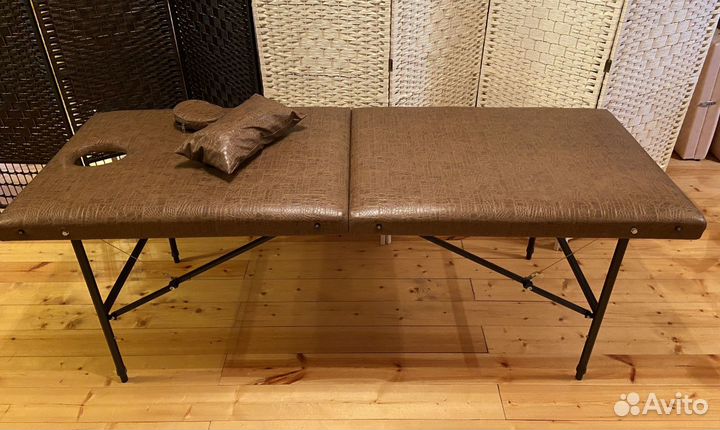 Массажный стол