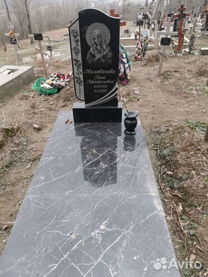 Изготовление памятников из гранита и мрамора.Крым