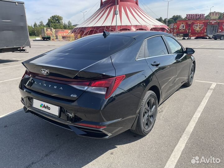 Hyundai Elantra, 2021