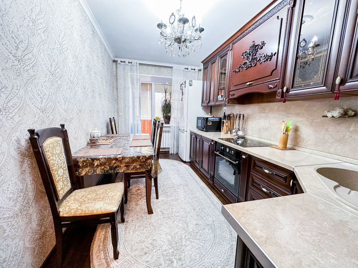 2-к. квартира, 72,6 м², 4/13 эт.