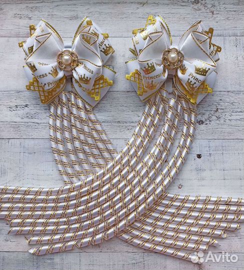 Банты с косичками