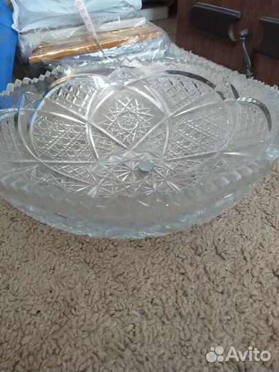 Хрустальная ваза