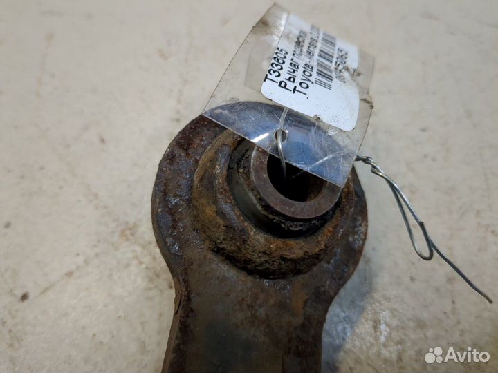 Рычаг подвески Toyota Avensis 2, 2006