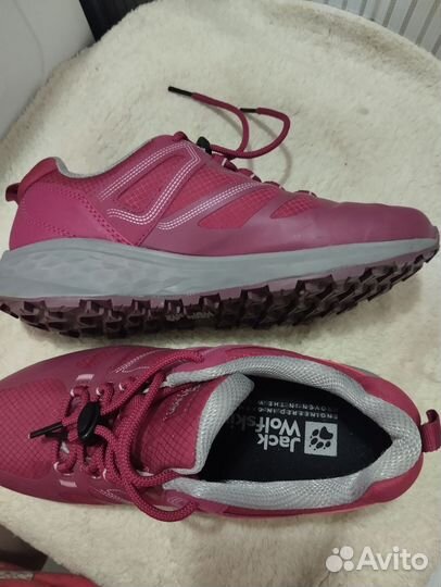 Кроссовки женские 38 jack wolfskin