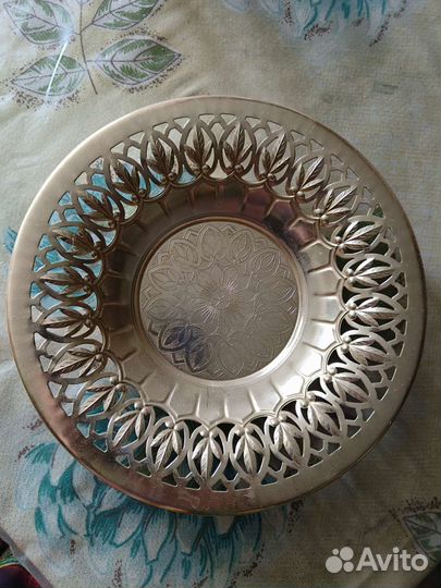 Вазочка и тарелка металлические СССР