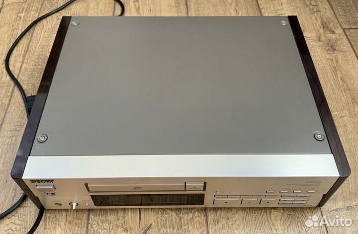 Sony CDP-555ESA