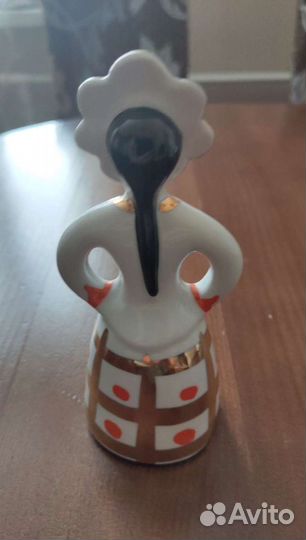 Статуэтка фарфор Дулево