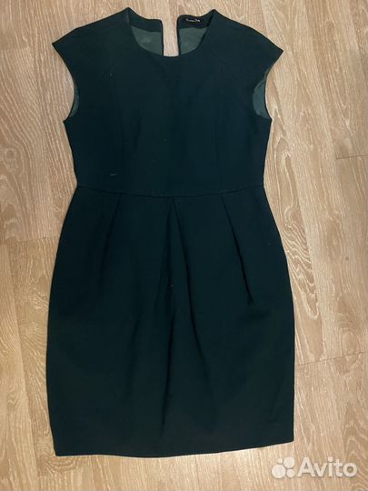 Платье зеленое Massimo dutti