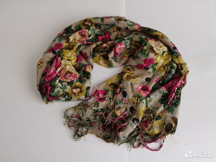 Monsoon Accessorize палантин 162х51 см. Розы