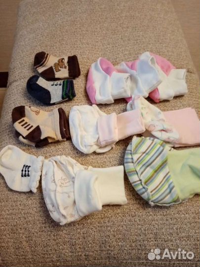 Детские шапочки трикотажные и носочки