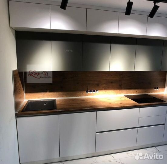Встроенная кухня не бу новая