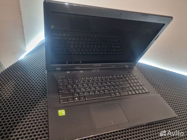 Игровой Asus 17'3. i7/12Gb/GT 720M-2Gb/SSD