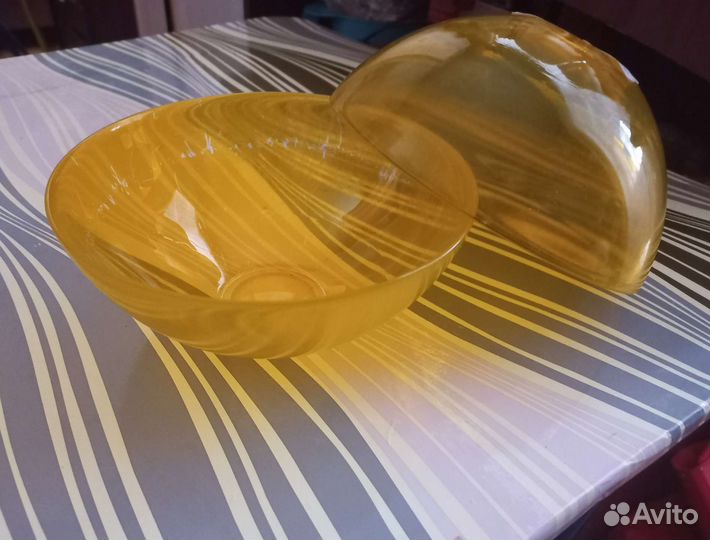 Графин,стаканы,тарелки