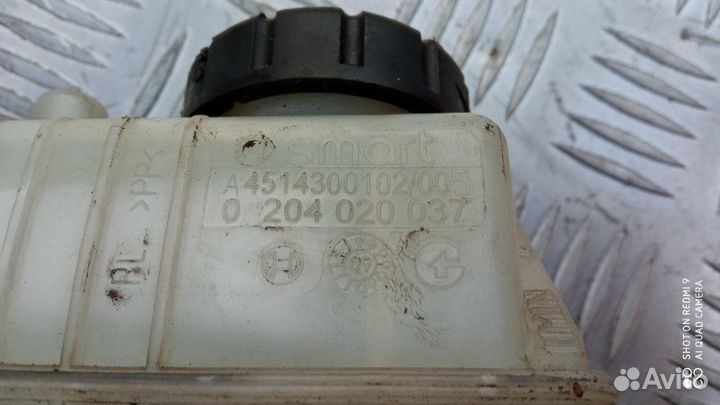 Бачок тормозной жидкости Smart Fortwo 2009